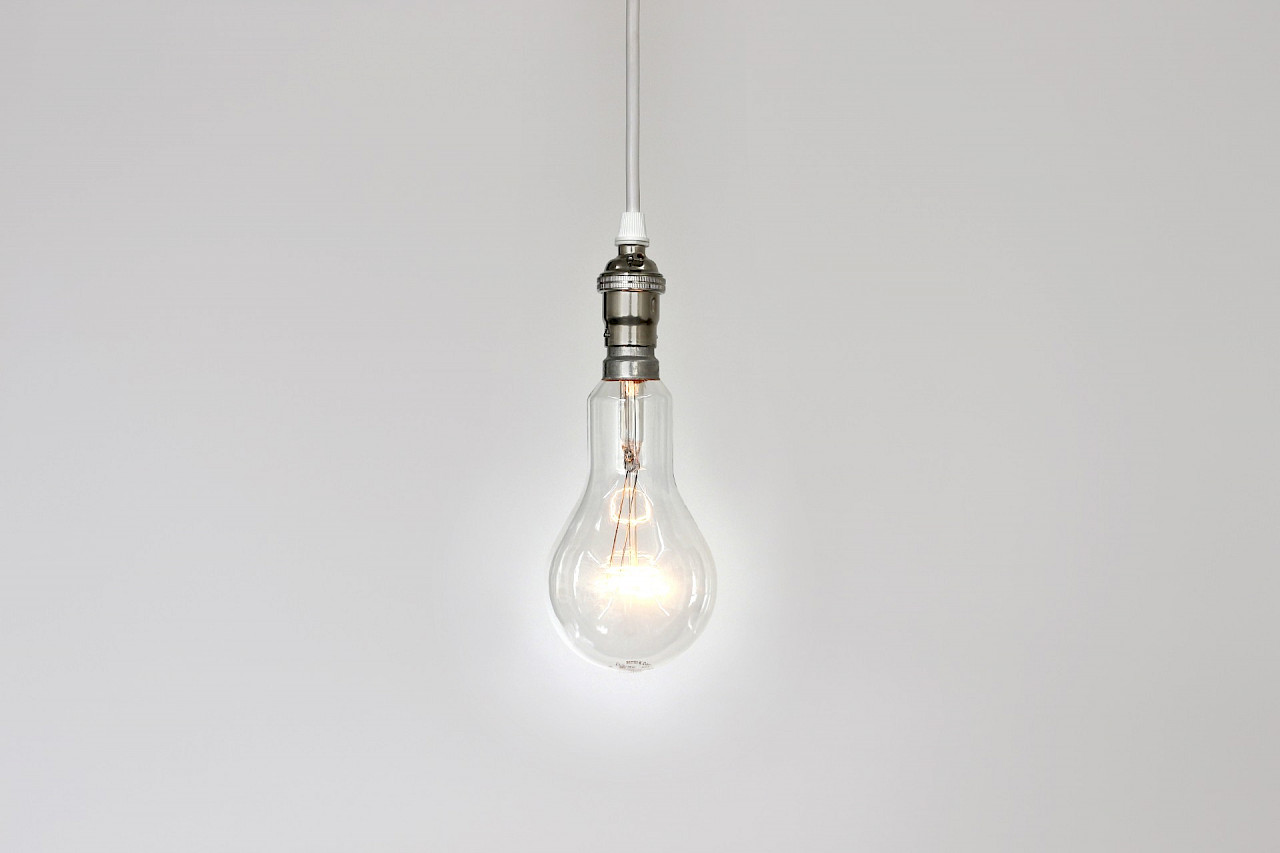 Ian Whittlesea, A Breathing Bulb, 2014